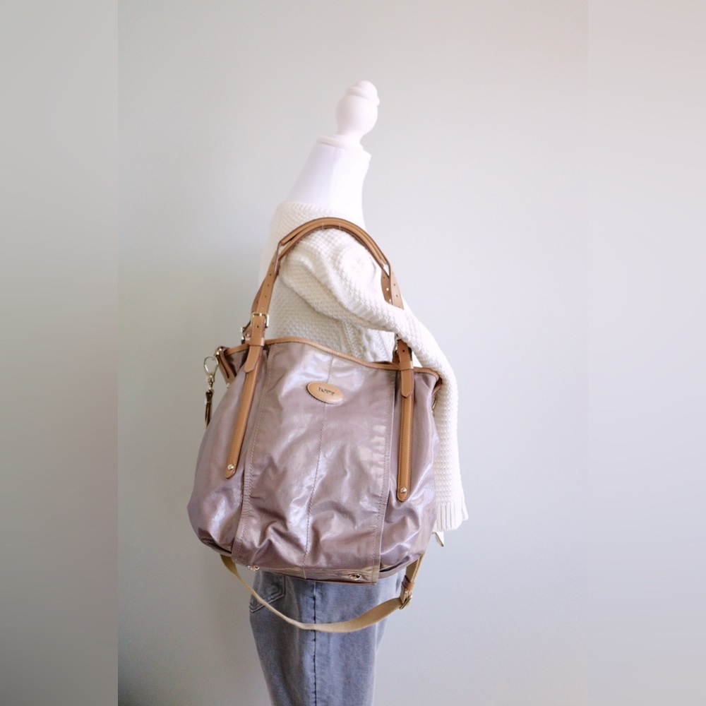 Tod’s G line shoulder and crossbody bag